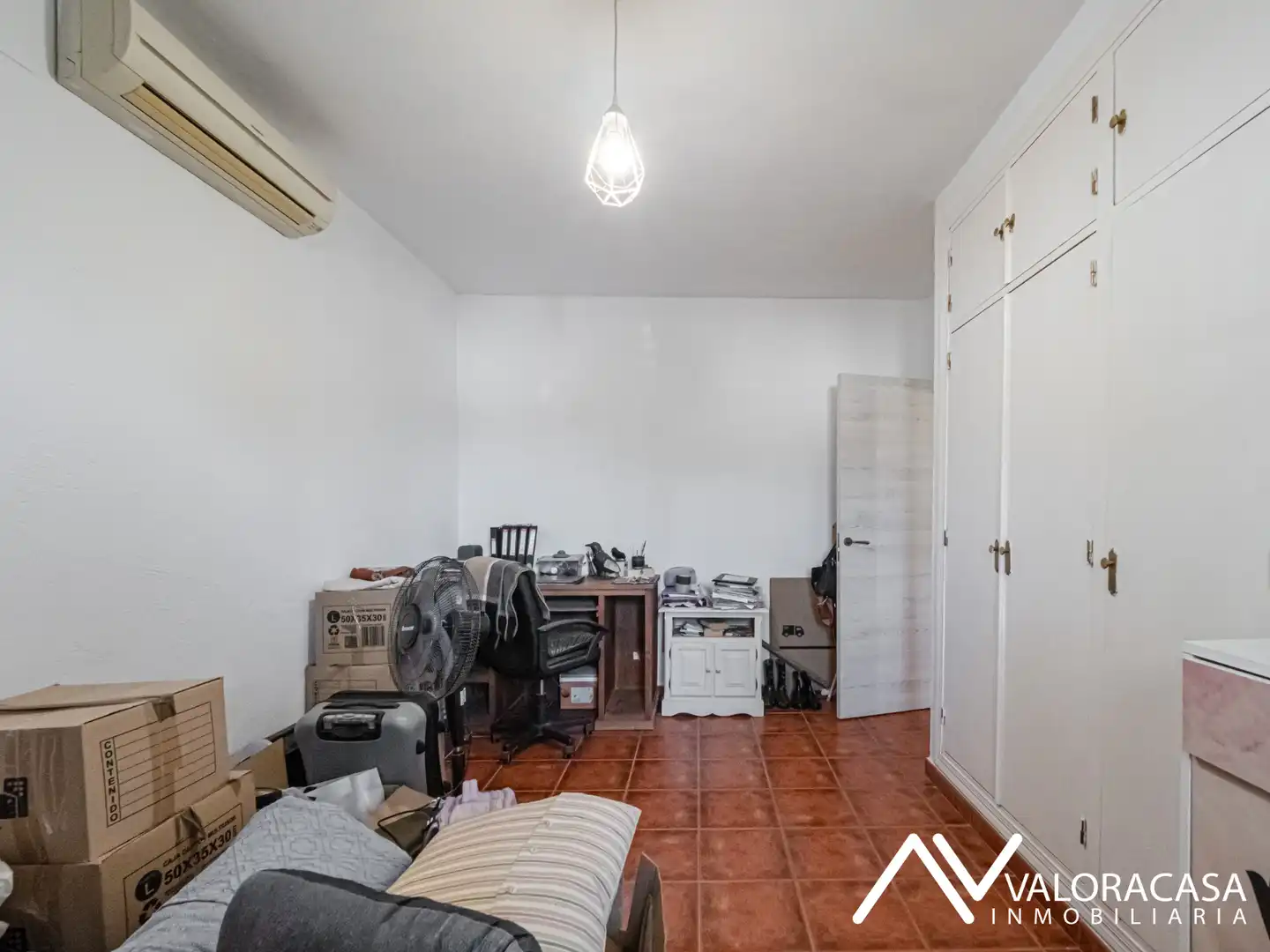 Houses for sale in Coín  with Air Conditioner, Private garden and Terrace