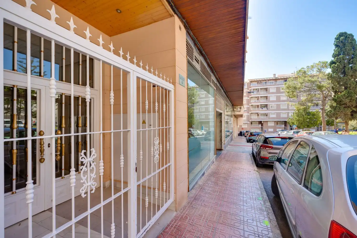Exterior view of Flat for sale in Torrevieja  with Air Conditioner, Terrace and Furnished