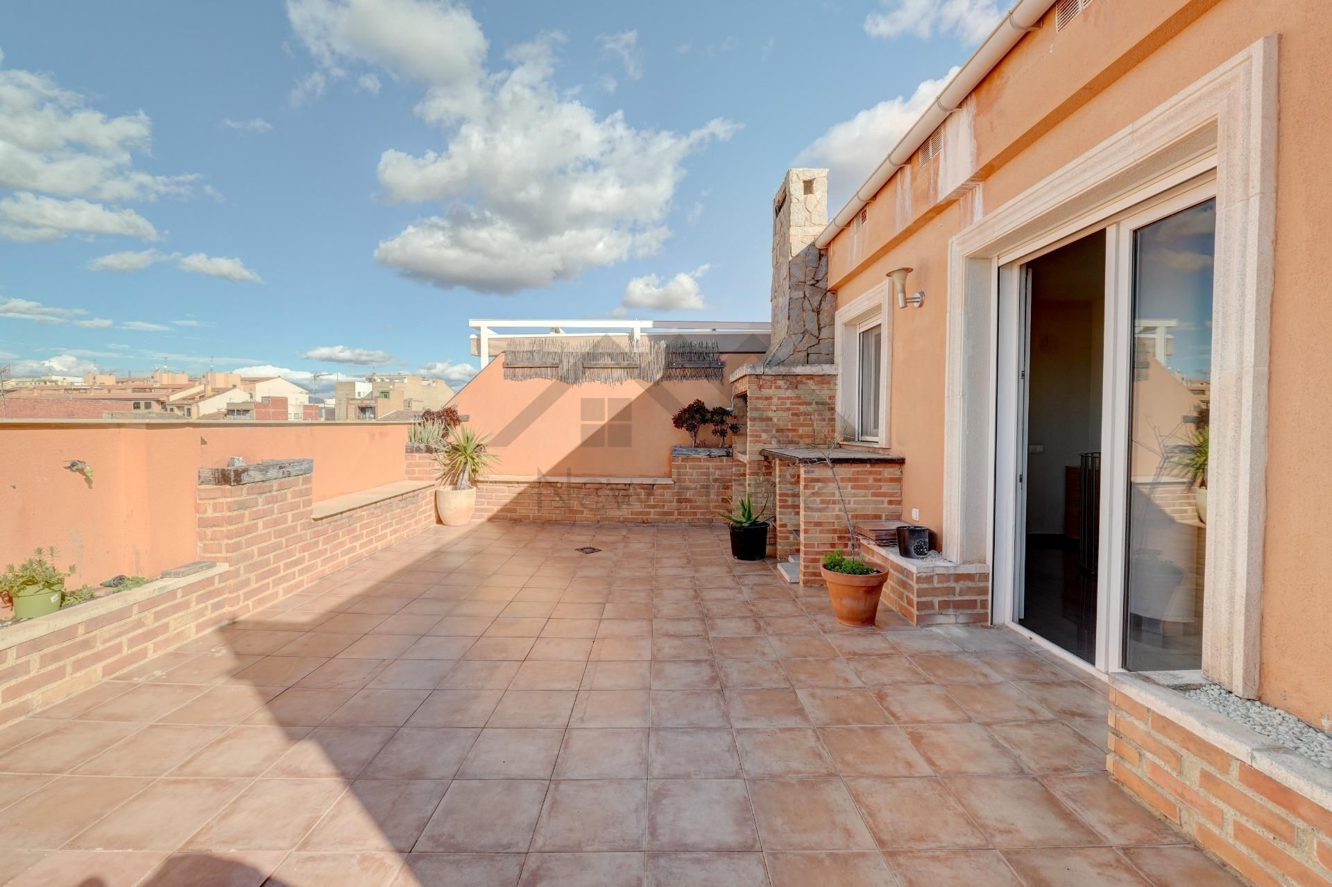 Terrace of Attic for sale in La Pobla de Vallbona  with Air Conditioner, Heating and Terrace