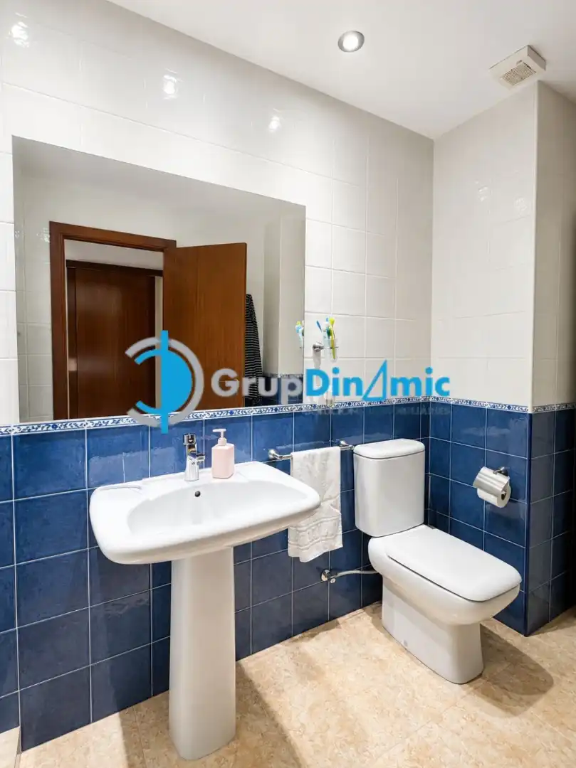 Bathroom of Duplexes for sale in Palamós  with Air Conditioner, Heating and Terrace