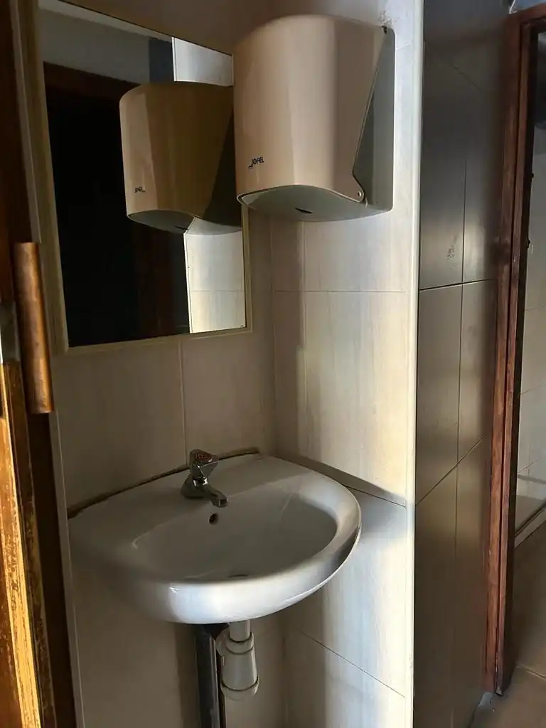 Local commercial à louer à Cervera, imagen 11