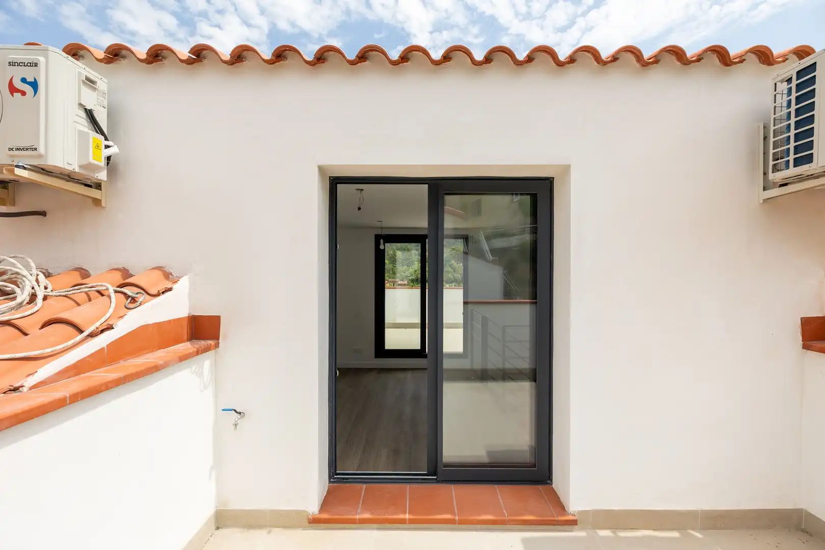 Terraza de Casa adosada en venta en Torrelles de Llobregat con Terraza, Trastero y Balcón