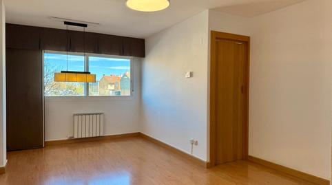 Photo 2 of Flat for rent in Calle del Dieciséis de Julio, Santa Isabel,  Zaragoza Capital