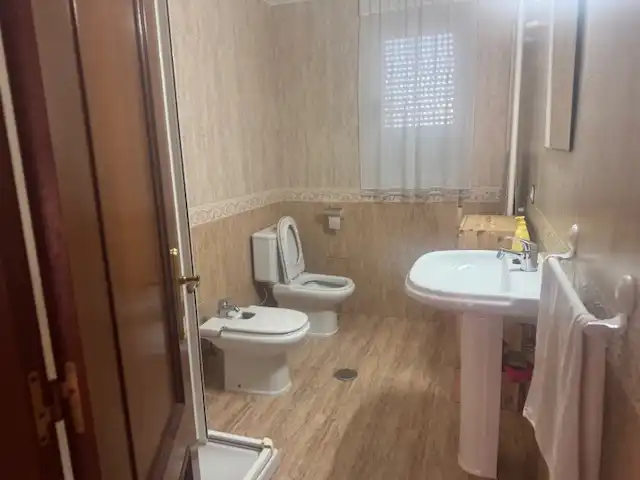 Bany de Casa o xalet en venda en Castropol amb Calefacció, Jardí privat i Parquet