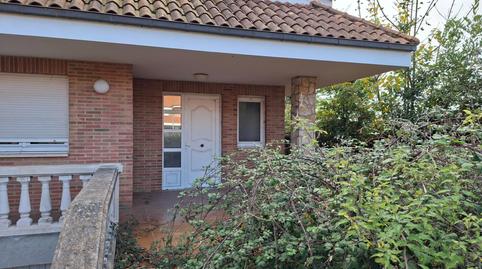 Foto 4 de Casa adosada en venda a  Amapolas, 197, Somió, Asturias