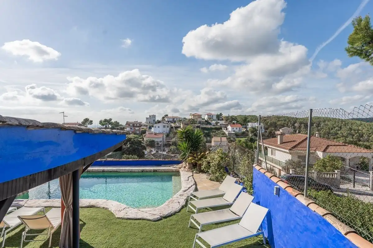 Piscina de Casa o chalet en venta en Sant Pere de Ribes con Aire acondicionado, Jardín privado y Terraza