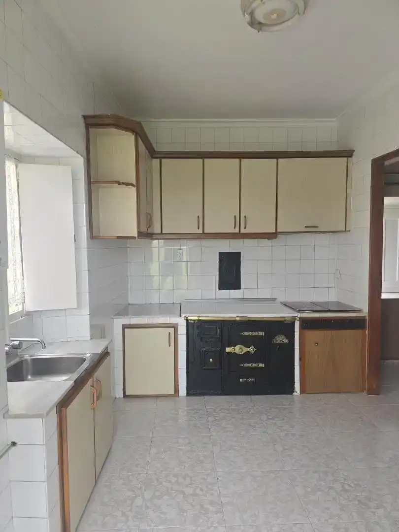 Cuina de Planta baixa en venda en Ribadeo amb Jardí privat