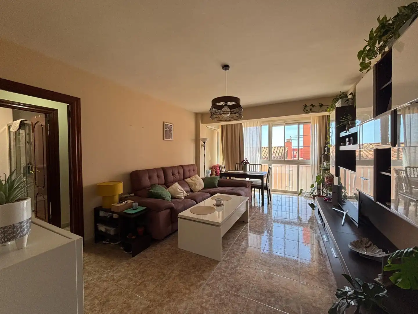 Sala d'estar de Pis en venda en Málaga amb Aire condicionat i Balcó