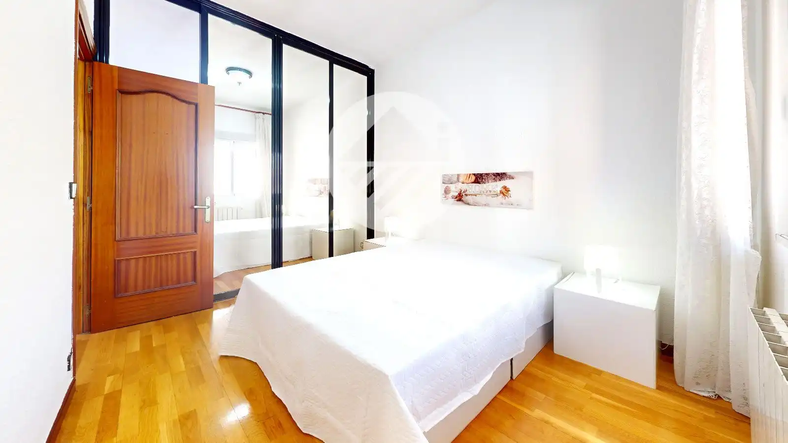 Schlafzimmer von Wohnung zum Verkauf in Madrid mit Klimaanlage und Heizung