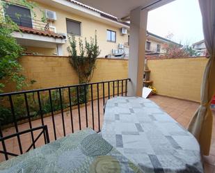 Terrassa de Casa adosada en venda en Numancia de la Sagra amb Aire condicionat, Calefacció i Jardí privat