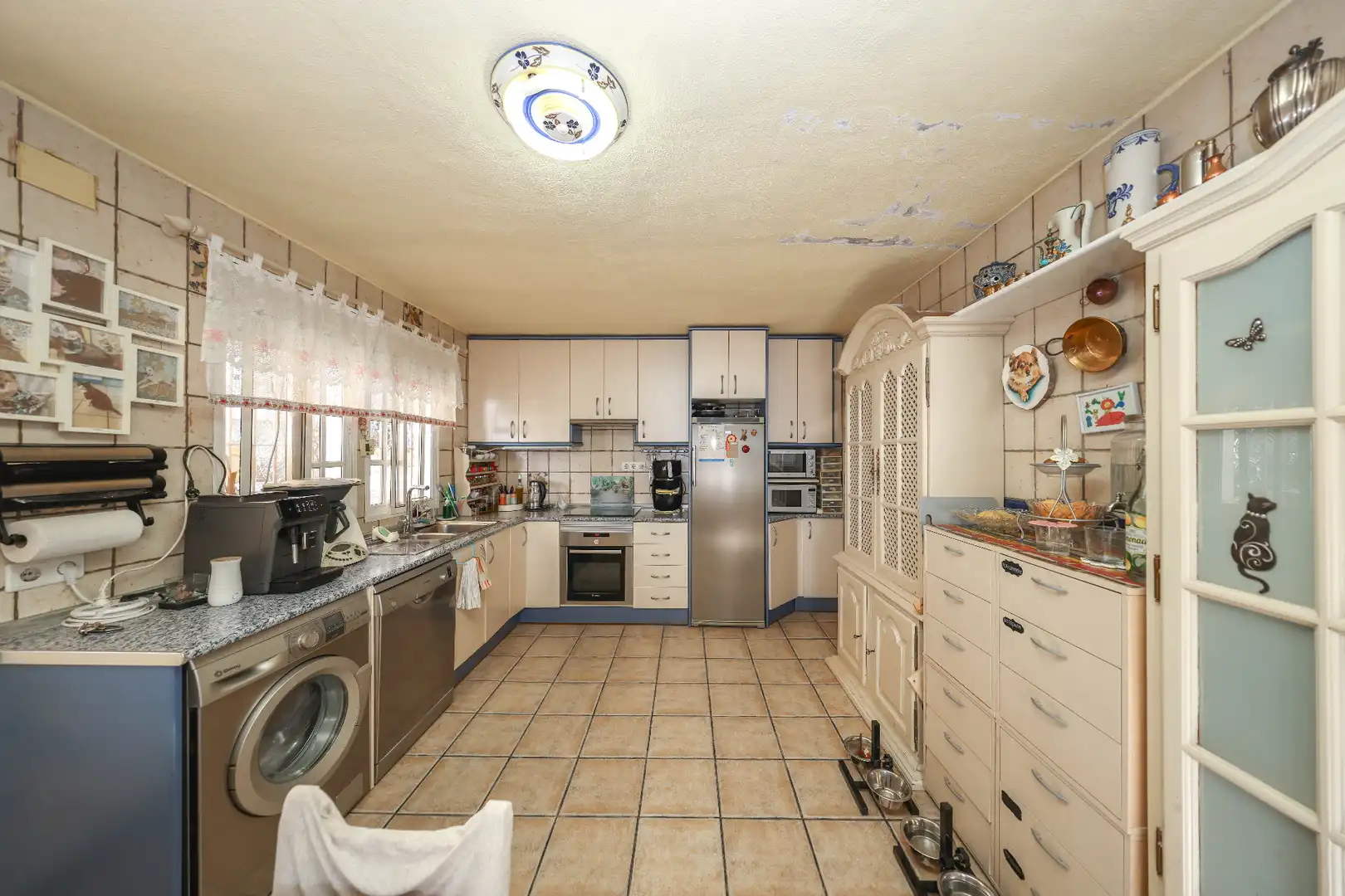 Cuina de Casa o xalet en venda en Cártama amb Aire condicionat i Jardí privat