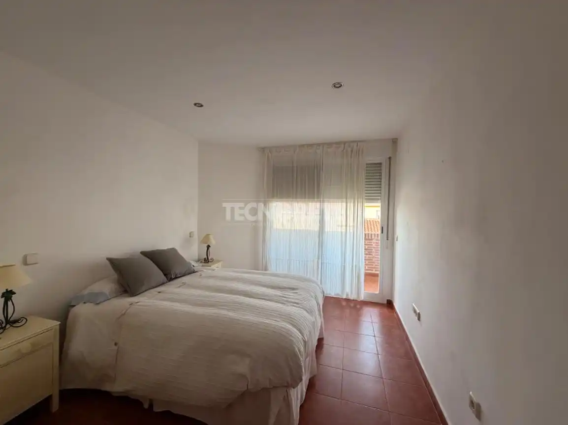 Habitación de Casa adosada en venta en Aldeanueva de Barbarroya con Aire acondicionado, Terraza y Amueblado