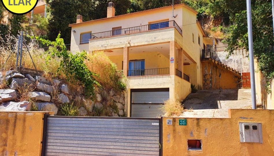 Foto 1 de Casa o xalet en venda a Calle Castell Dosrius, 35, Can Massuet del Far, Barcelona