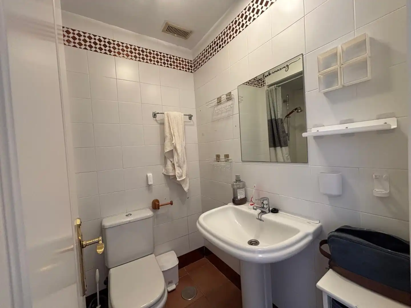 Bathroom of Flat for sale in La Alcaidesa  with Air Conditioner, Heating and Terrace