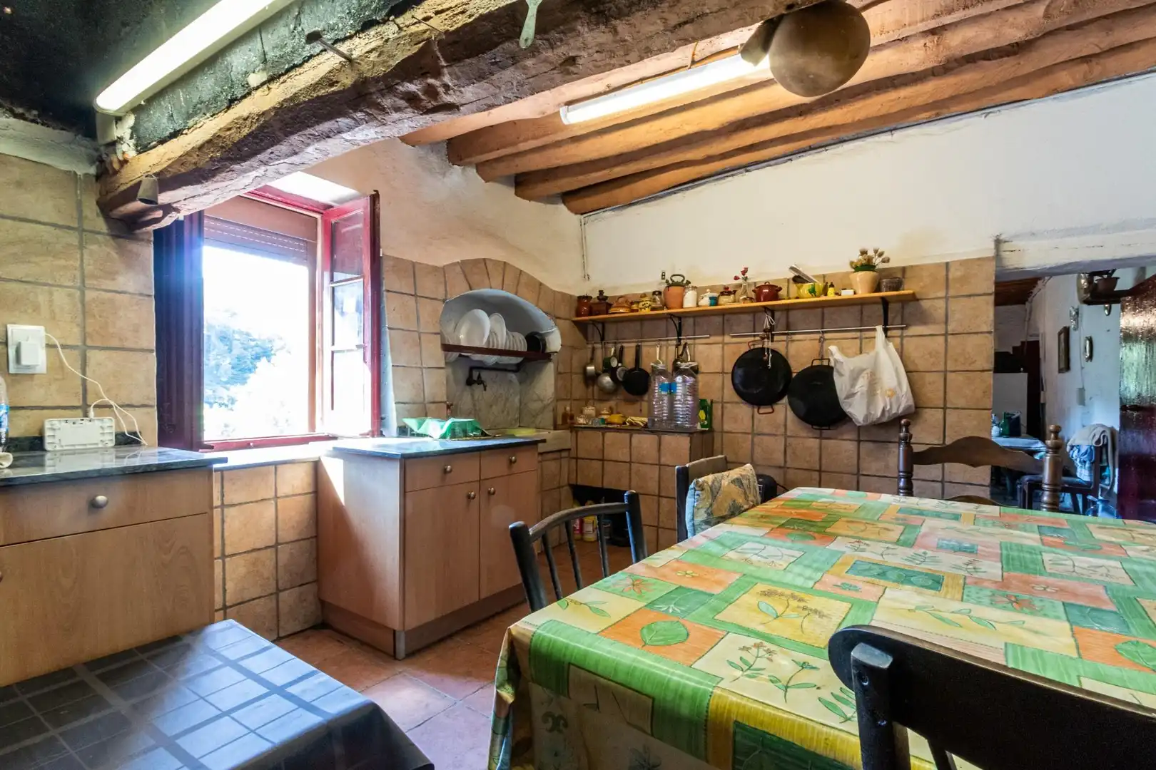 Cocina de Finca rústica en venta en Castellar del Vallès
