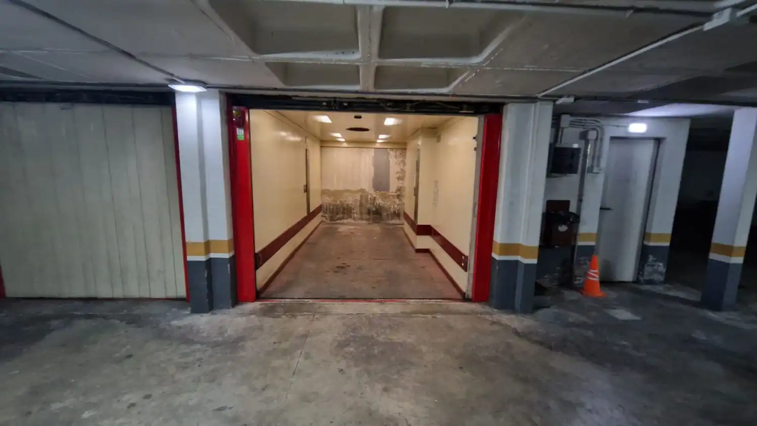 Garaje en venta en León Capital 