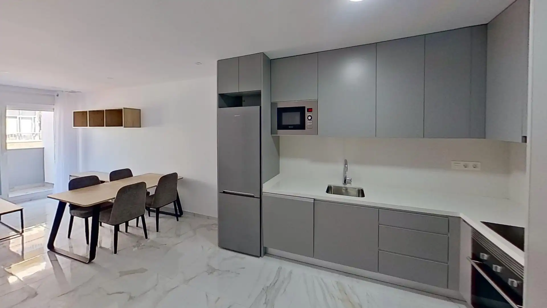 Apartamento con ascensor en venta en Calle ORIHUELA, imagen 4