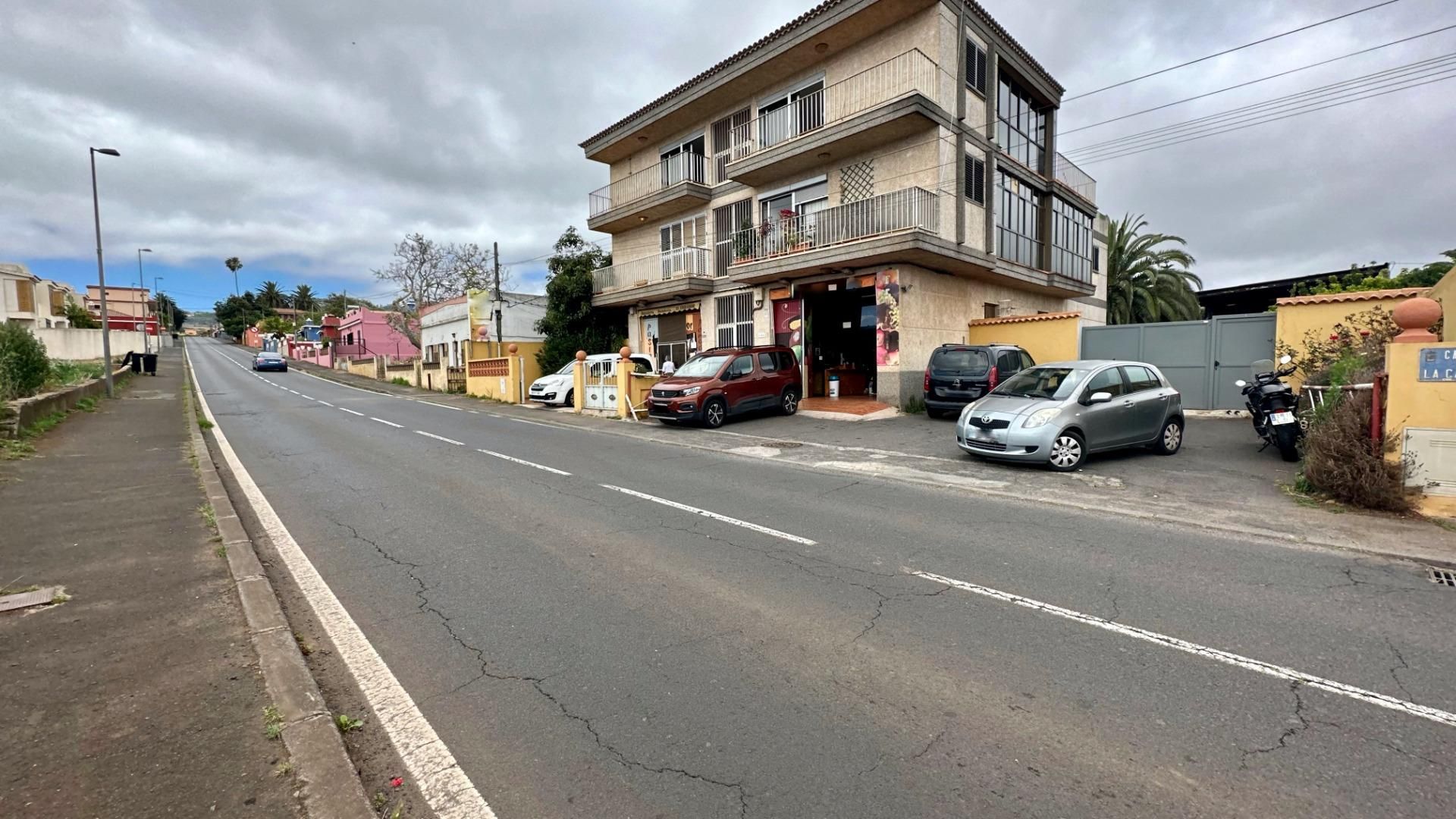 Vista exterior de Edifici en venda en San Cristóbal de la Laguna
