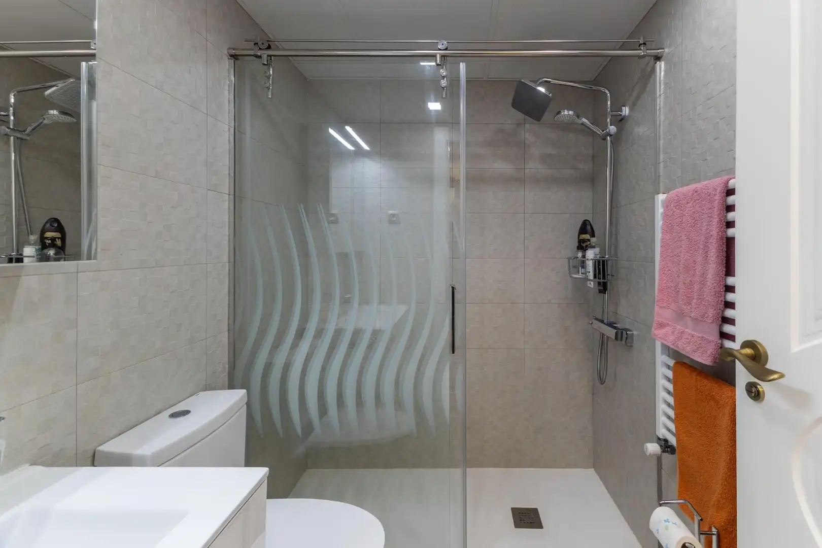 Baño de Piso en venta en Madrid con Aire acondicionado, Calefacción y Terraza