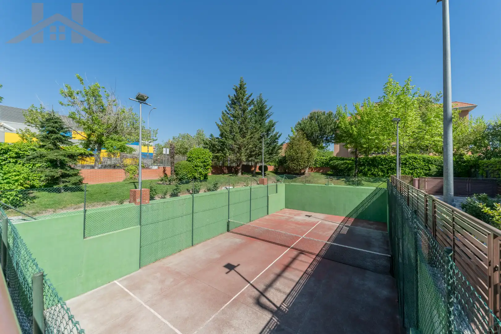 Garten von Wohnung zum Verkauf in Boadilla del Monte mit Klimaanlage, Heizung und Abstellraum