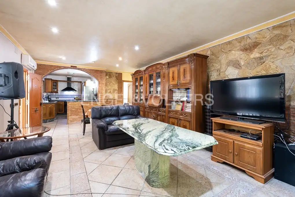 Cocina de Casa o chalet en venta en Sagunto / Sagunt con Aire acondicionado, Calefacción y Jardín privado