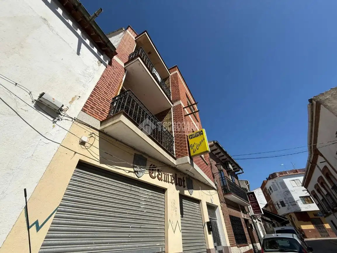 Vista exterior de Piso en venta en Almorox