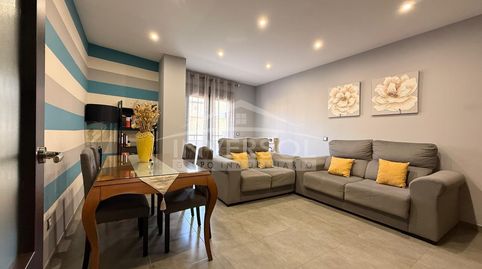 Foto 4 de Piso en venta en Calle Adelfa, Pabellón - Estación - El Corte Inglés, El Ejido