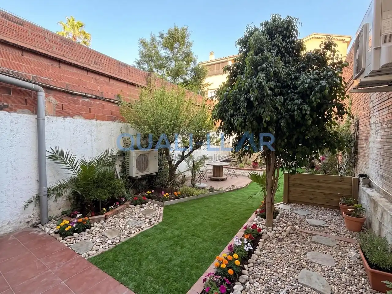 Jardín de Local de alquiler en Sant Joan Despí con Aire acondicionado
