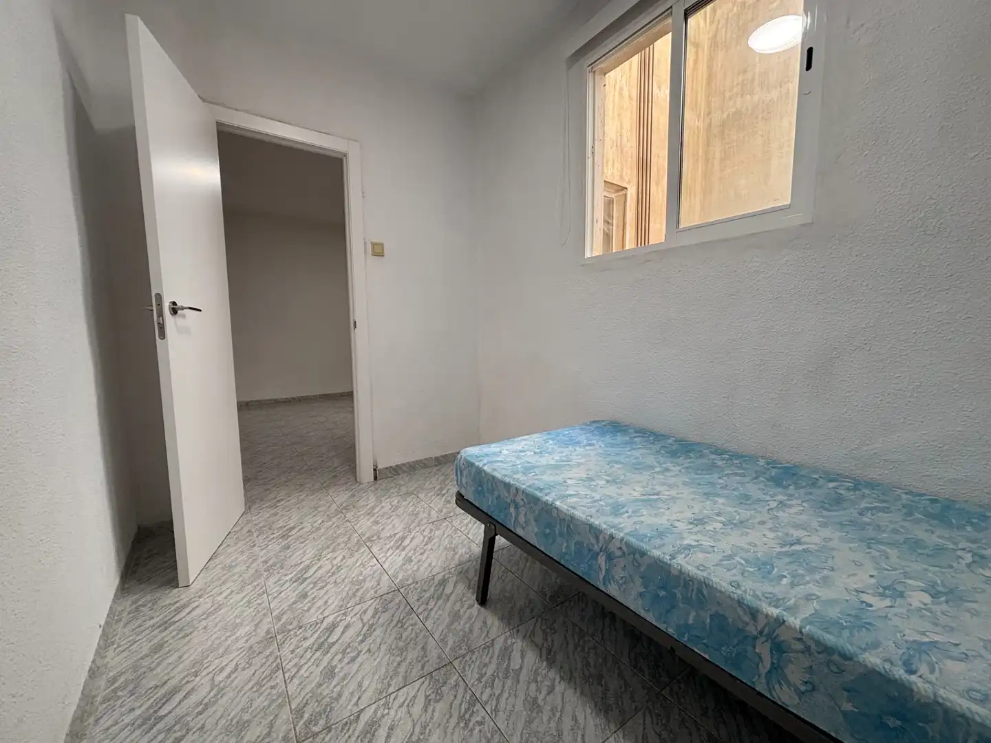 Schlafzimmer von Wohnung zum Verkauf in Castellón de la Plana / Castelló de la Plana mit Abstellraum, Möbliert und Ofen