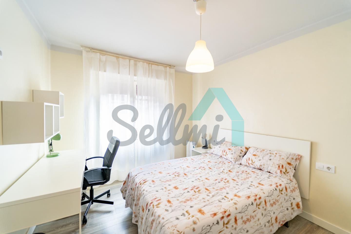 Bedroom of Flat to share in Oviedo   with Heating and Furnished
