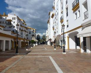 Vista exterior de Local de lloguer en Marbella amb Aire condicionat