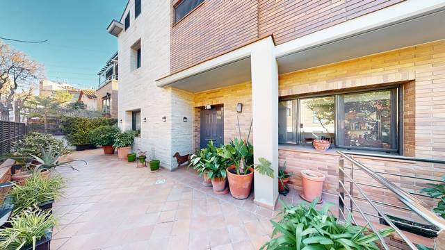 Casa adosada en Venta en de Pep Ventura en Centre