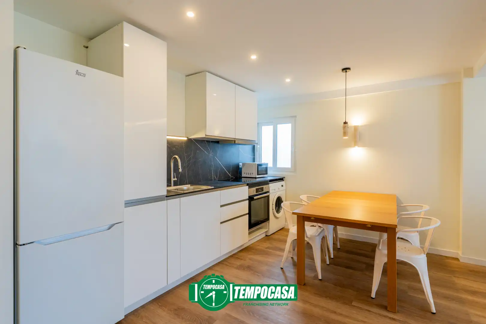 Cocina de Piso de alquiler en Valencia con Aire acondicionado, Calefacción y Amueblado