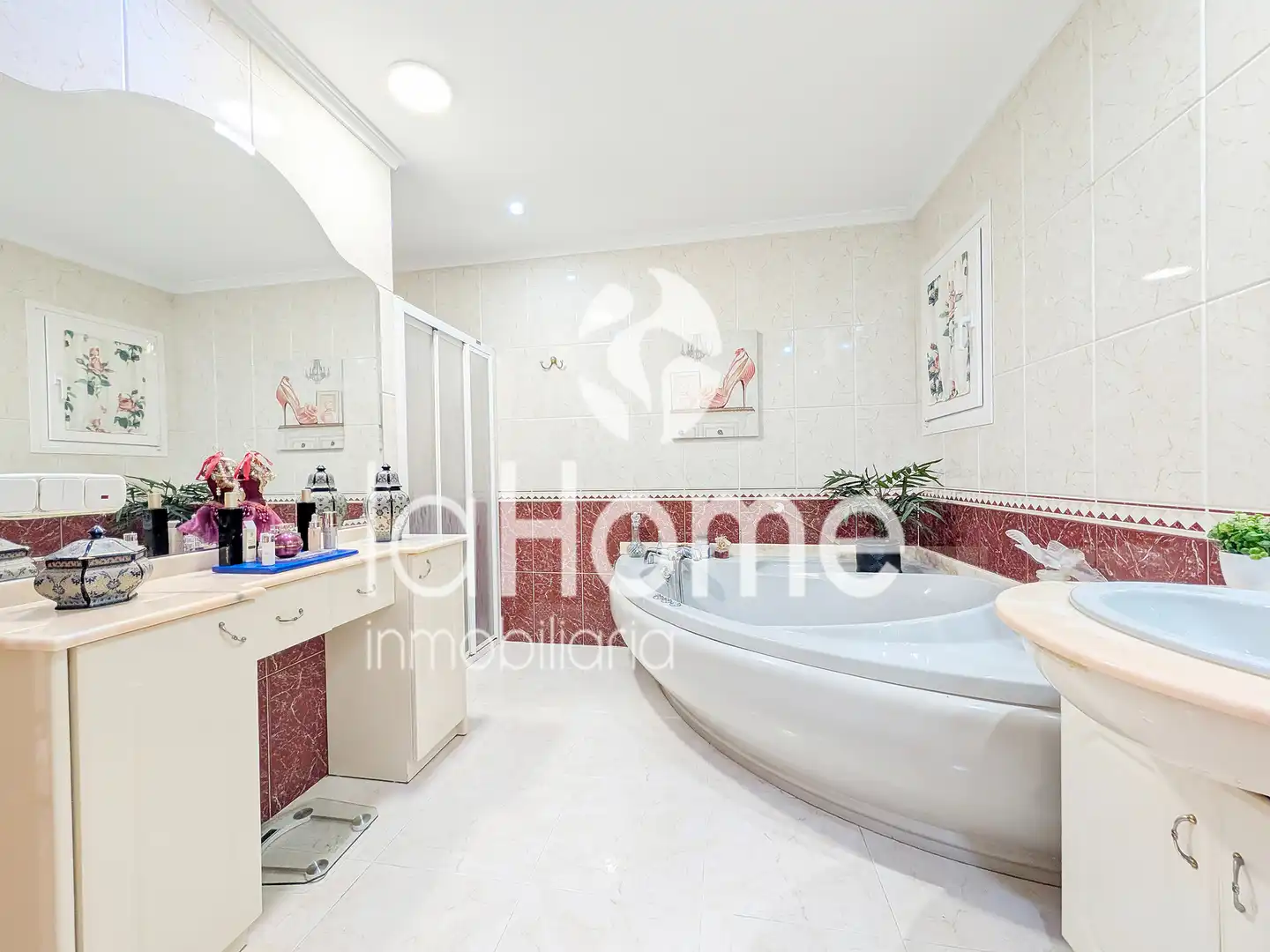 Baño de Casa o chalet en venta en L'Eliana con Aire acondicionado, Calefacción y Jardín privado