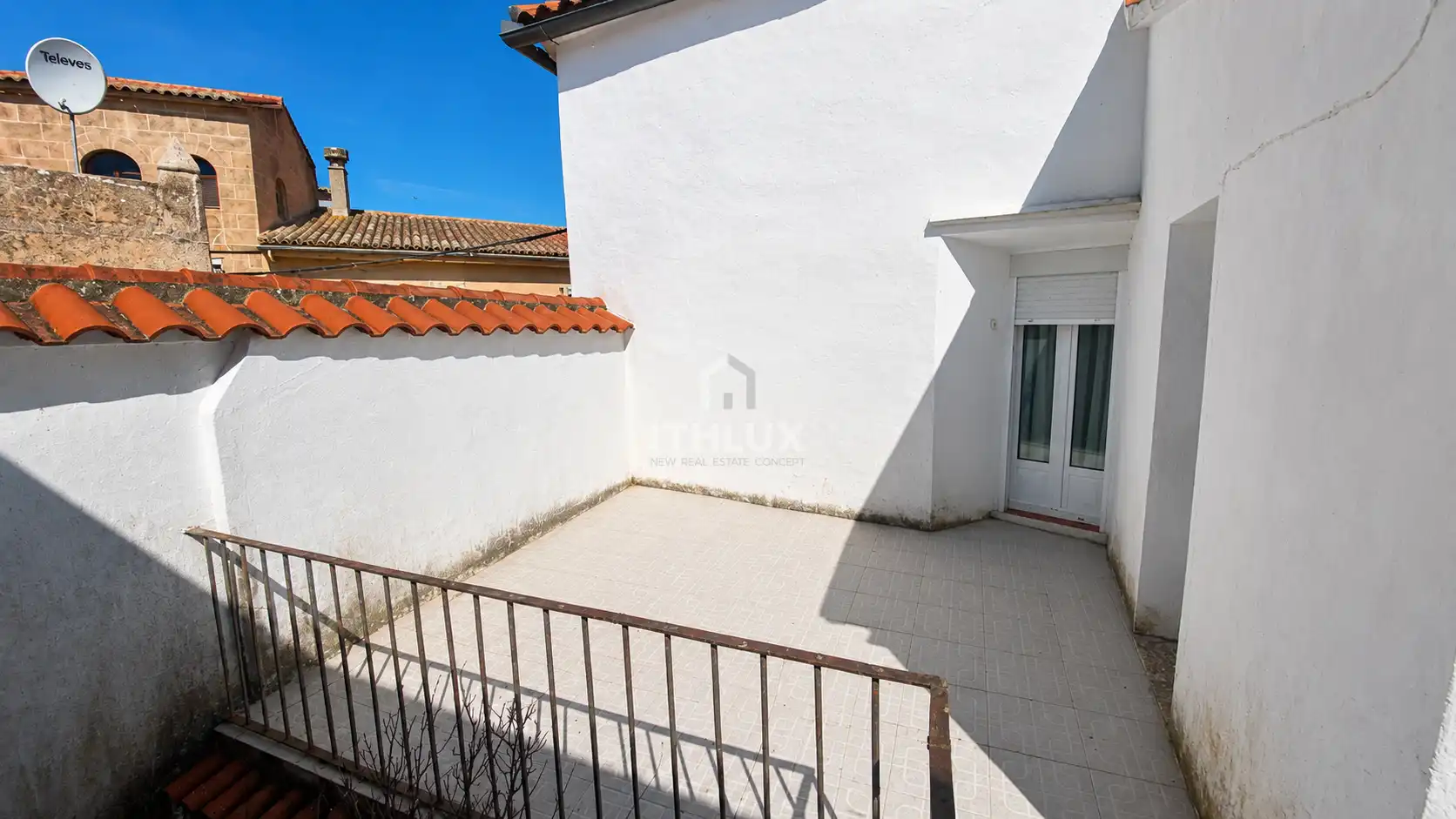 Terrasse von Einfamilien-Reihenhaus zum Verkauf in Torremocha mit Klimaanlage, Heizung und Terrasse
