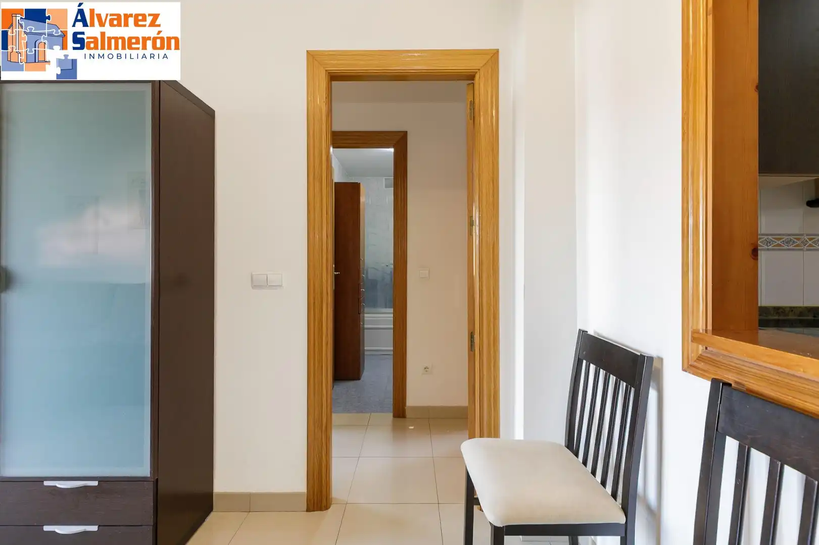 Piso en venta en Armilla con Calefacción, Amueblado y Balcón