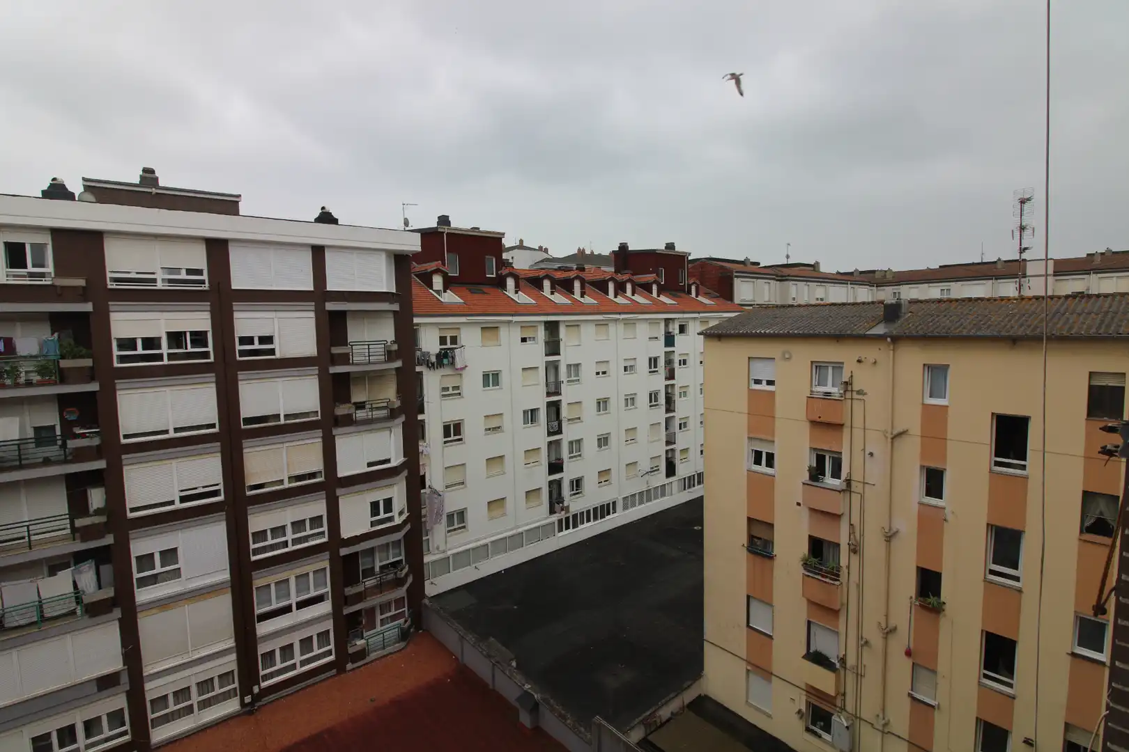 Vista exterior de Pis en venda en Santander amb Calefacció i Moblat