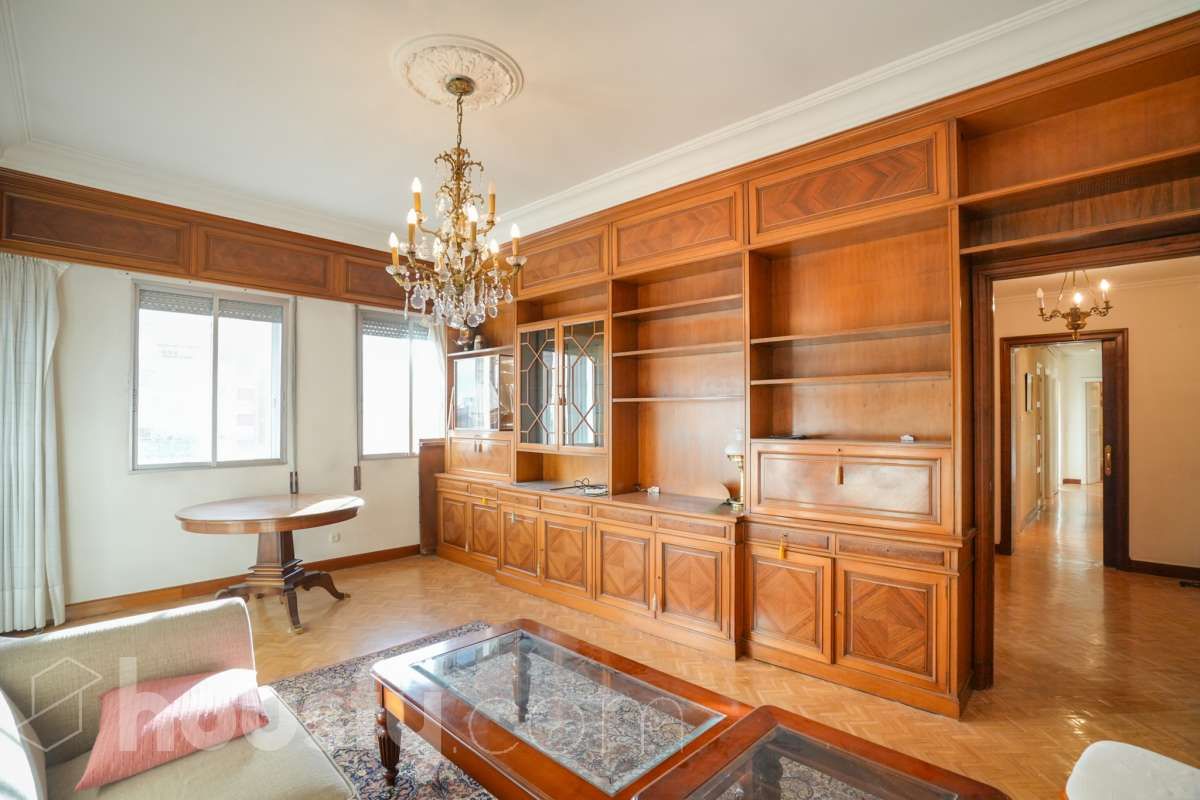 Living room of Flat for sale in  Madrid Capital  with Heating, Parquet flooring and Terrace