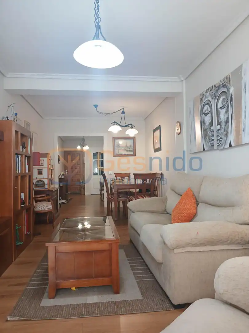 Living room of Flat for sale in Segovia  with Heating, Terrace and Balcony