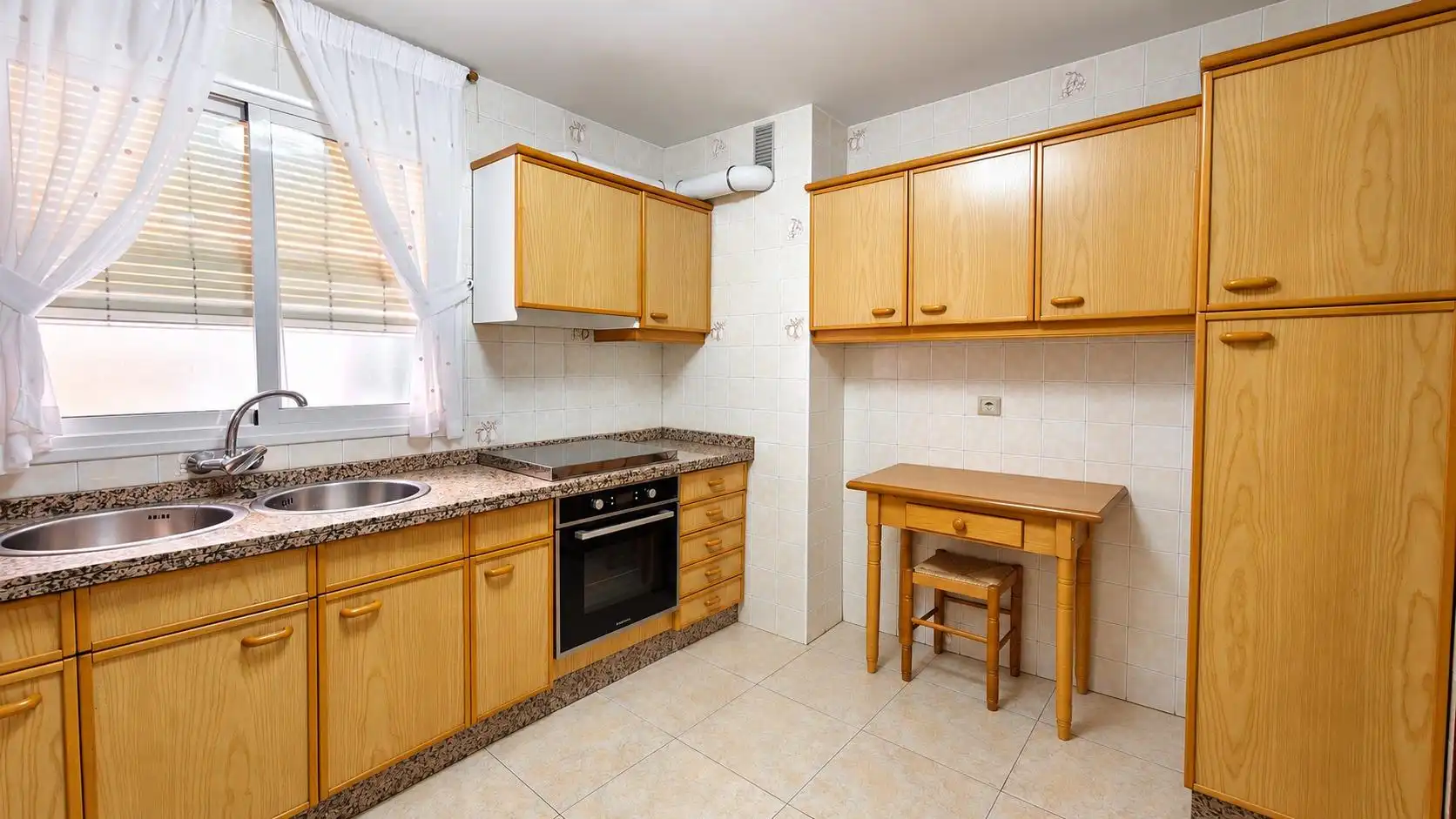 Cocina de Piso en venta en Córdoba con Aire acondicionado, Calefacción y Terraza