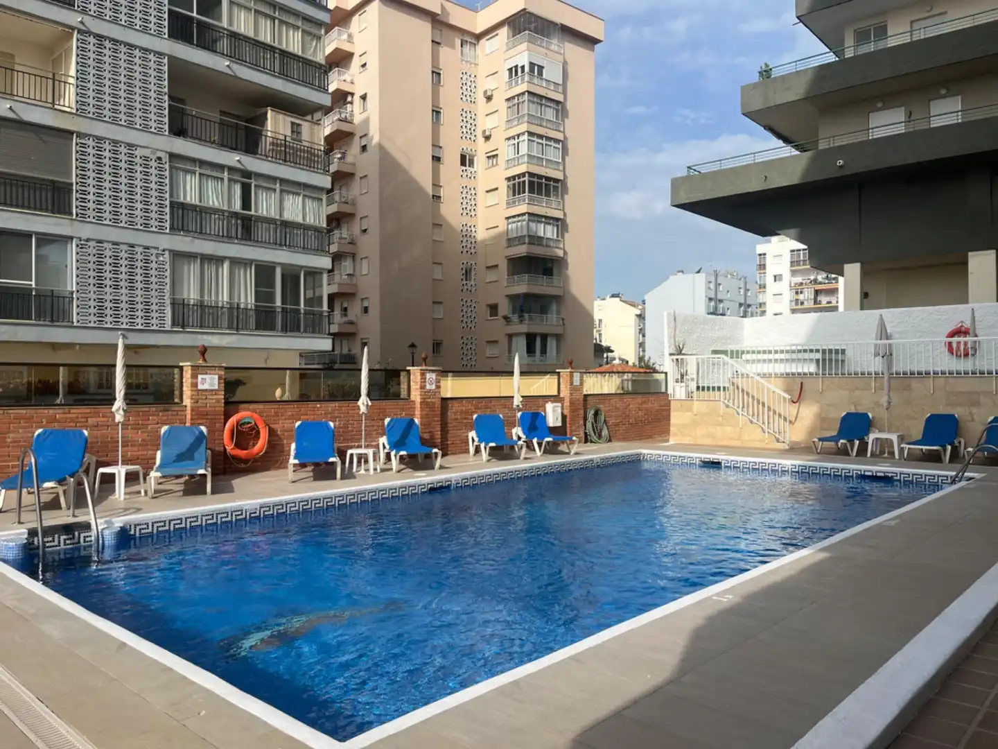 Swimming pool of Apartments for sale in Fuengirola  with Air Conditioner, Terrace and Furnished