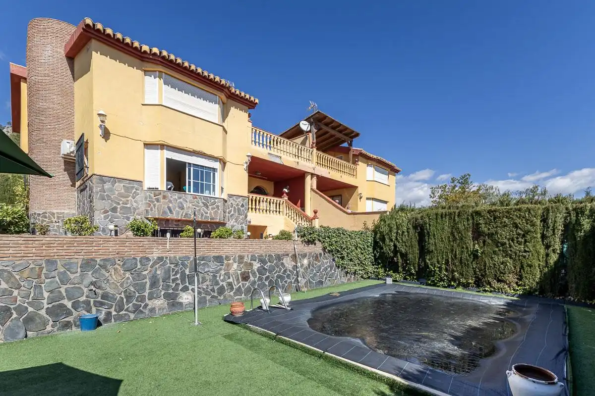 Casa amb piscina en venda a Castaño, imagen 7