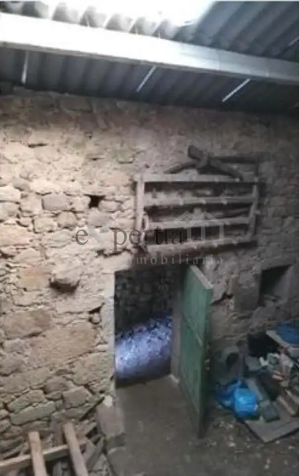 Finca rústica en venda en Dodro amb Jardí privat