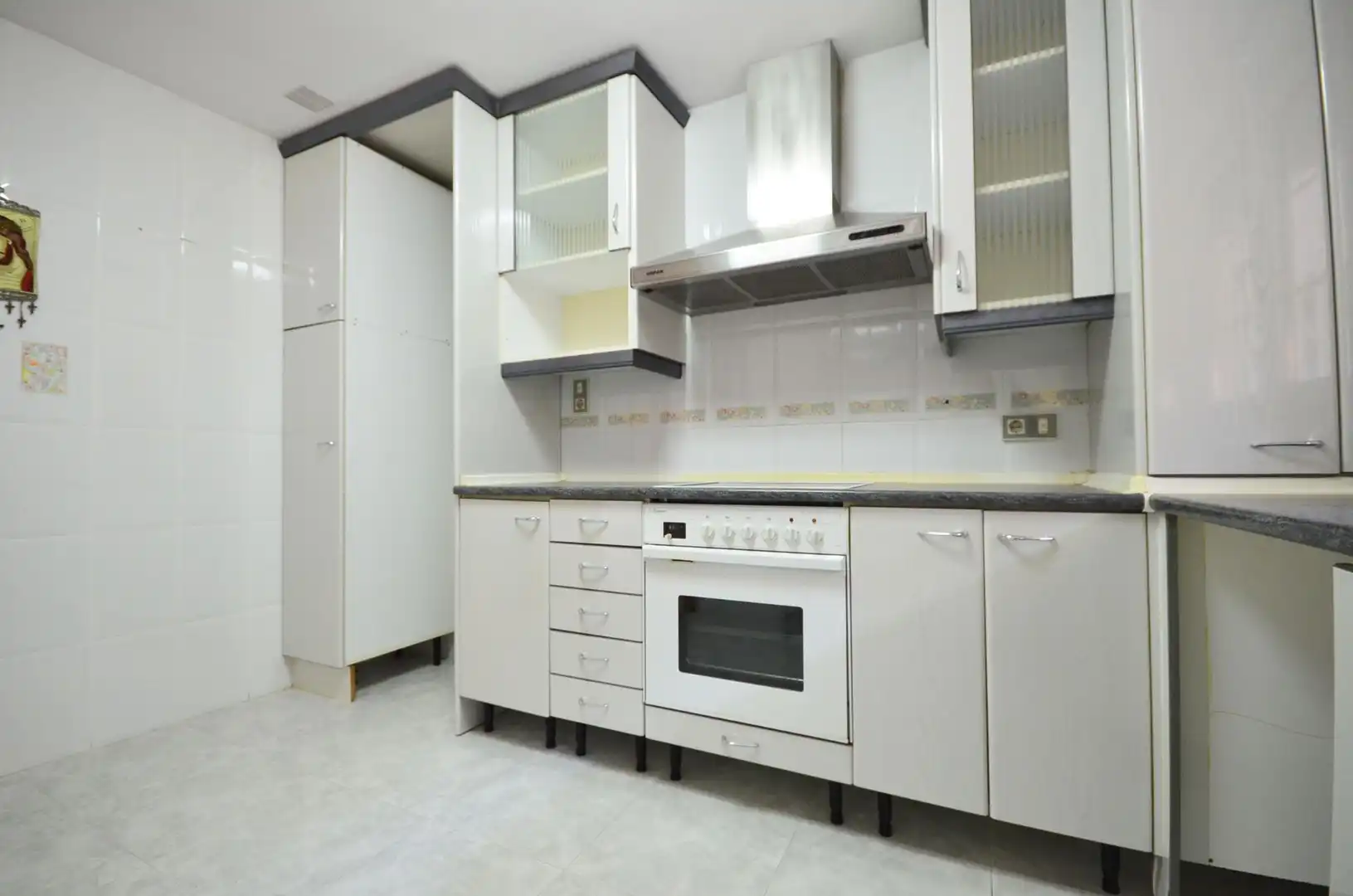 Kitchen of Detached homes for sale in Zaragoza