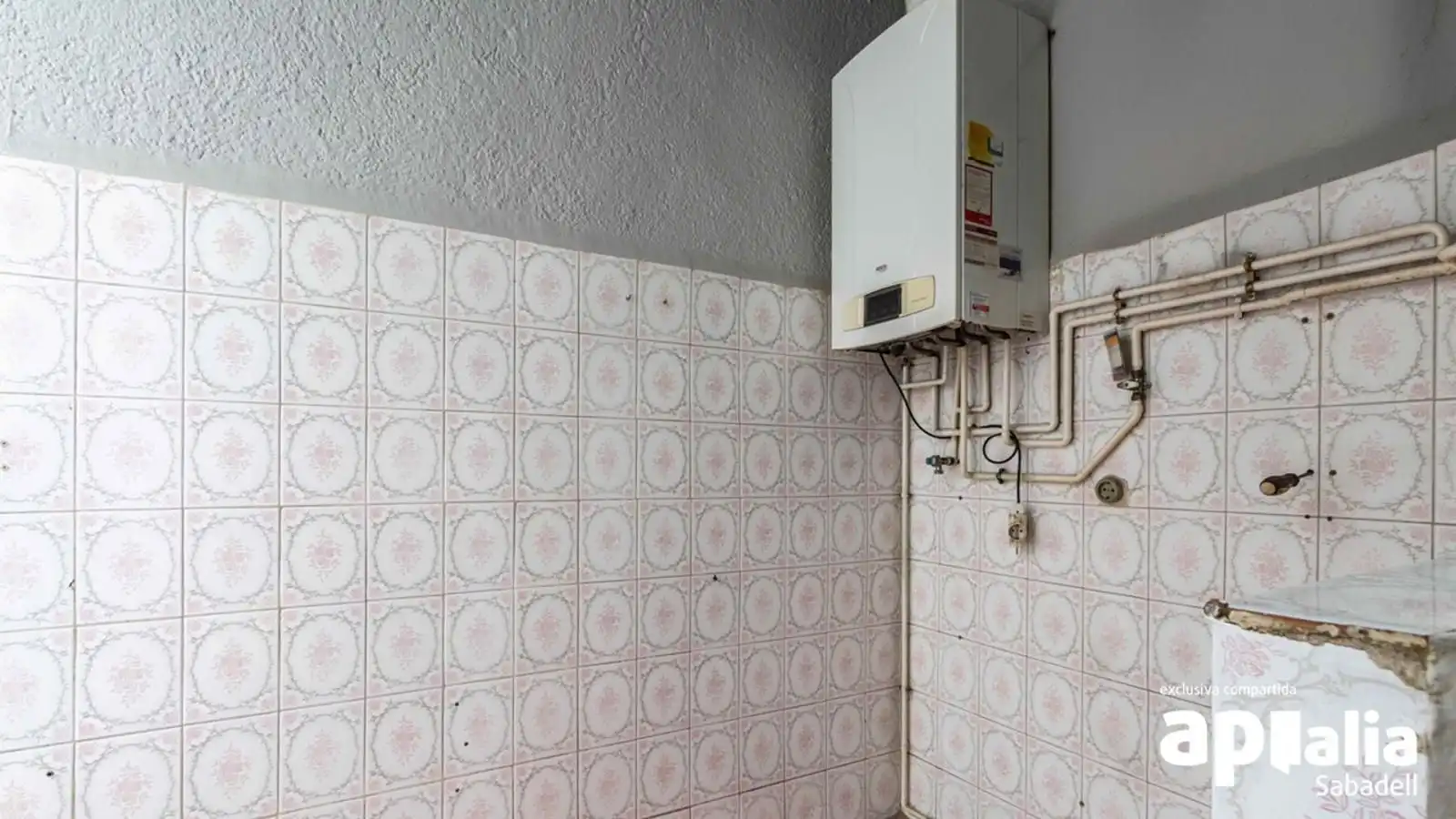 Baño de Piso en venta en Sabadell con Aire acondicionado, Calefacción y Terraza