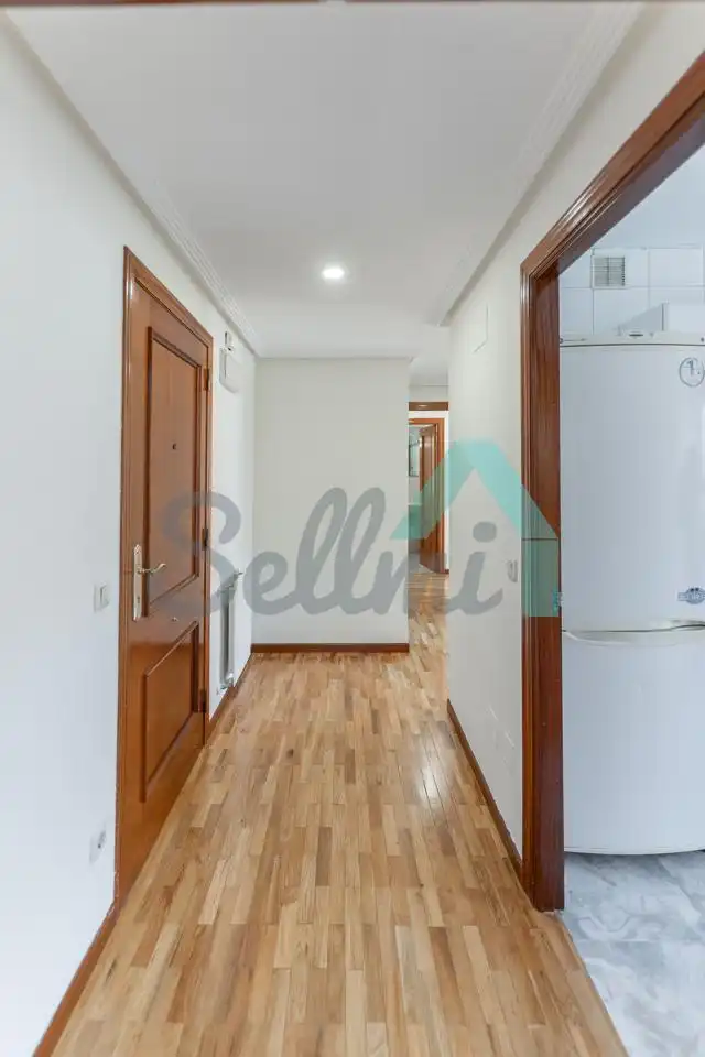Wohnung zum Verkauf in Oviedo  mit Heizung, Parkett und Terrasse