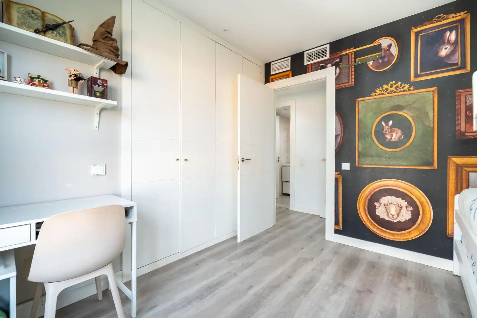 Piso en venta en Almería con Aire acondicionado, Calefacción y Jardín privado