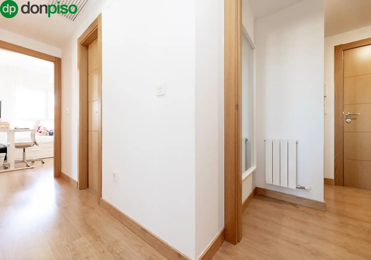 Flat for sale in Avenida DE LA ILUSTRACION, 115, Campus de la Salud