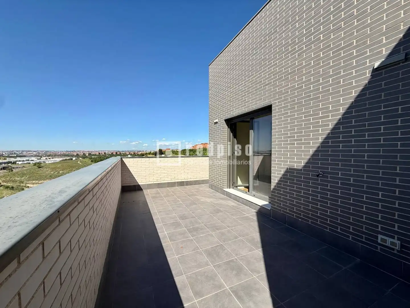 Terrasse von Dachboden zur Miete in Madrid mit Heizung, Terrasse und Abstellraum