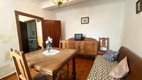 Sala d'estar de Casa o xalet en venda en Anievas amb Traster i Balcó